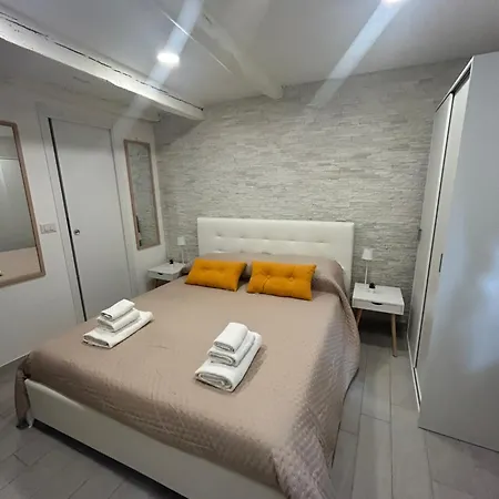 Apartment All'oro & Go *